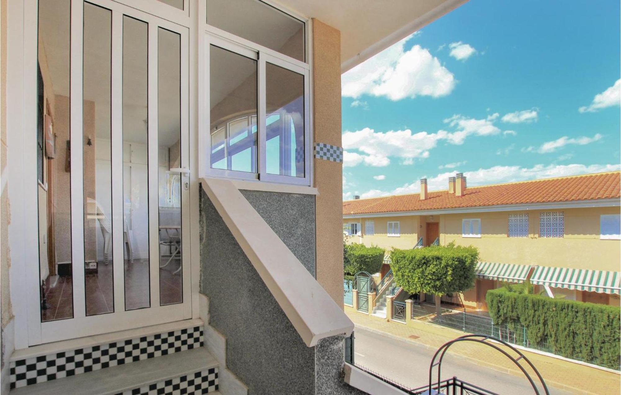 Nice Apartment In Santa Pola With Kitchenette Exteriör bild